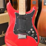 Chitarra Elettrica Fender Player Lead 2 Pau Ferro Crimson Red Trans front corpo