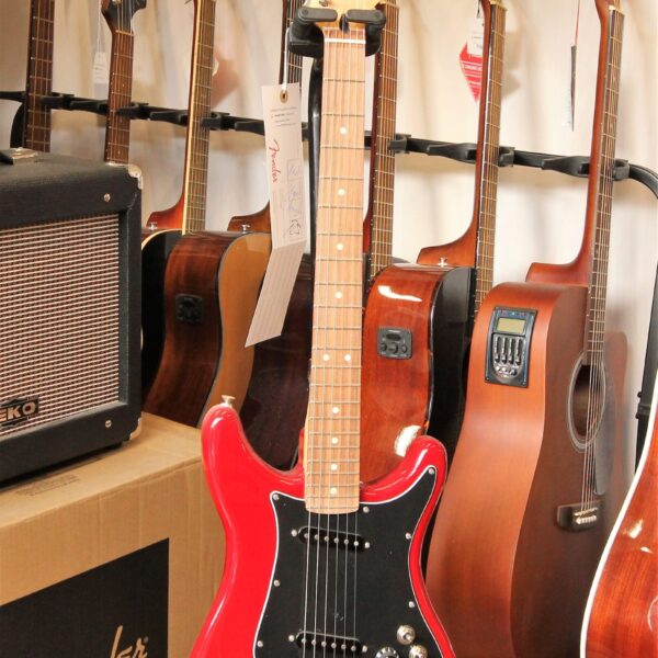 Chitarra Elettrica Fender Player Lead 2 Pau Ferro Crimson Red Trans front